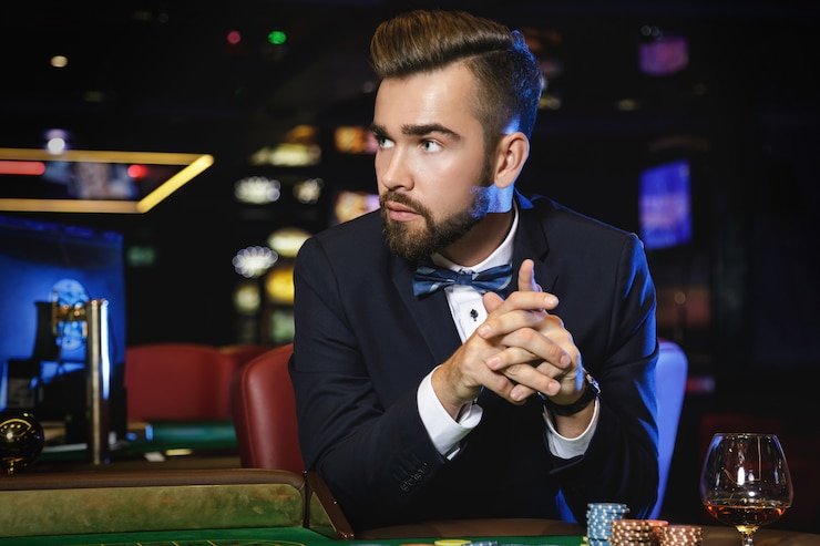 Fitur Chance—pemilihan kartu untuk bonus Fitur Chance di Monopoly Live dengan kartu bonus
